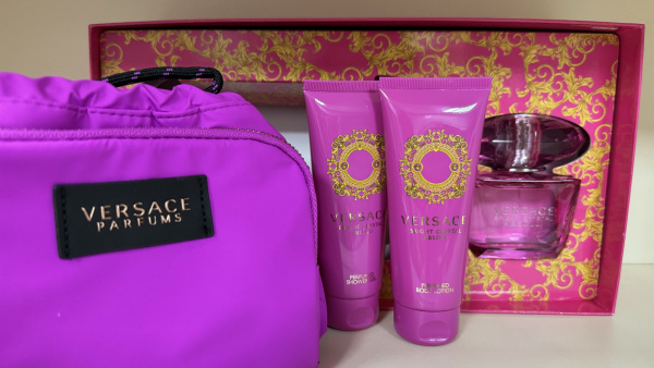 Versace Bright Crystal Absolu Набор Женский (Туалетная вода 90 мл + бальзам для тела 100 мл + гель для душа 100 мл + косметичка)